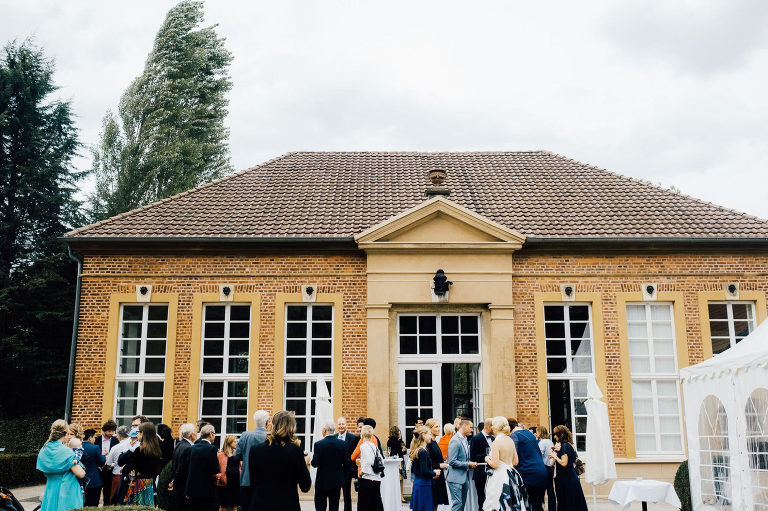 Hochzeitsfotografie in Rheda-Wiedenbrück: Hier beginnt unser gemeinsames Abenteuer.