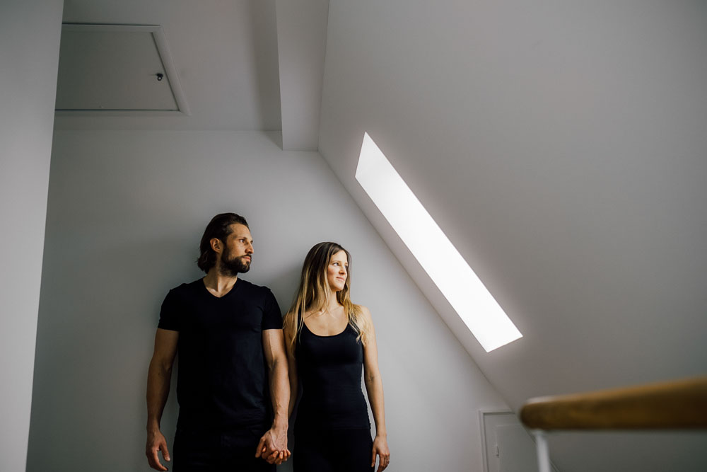 Paar-Portrait, Herford, Engagement, Liebesgeschichte, Love, Session, Portraitshooting, Karti, Fotografie, Film, Bad Oeynhausen, Karti Fotografie, Lovestory, Liebesgeschichte, Homestory, Verlobungsportrait, Verlobungs-Portrait, Bielefeld