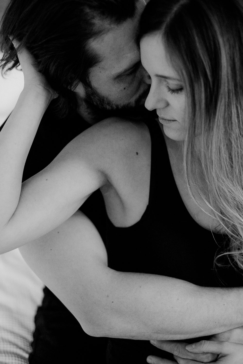 Paar-Portrait, Herford, Engagement, Liebesgeschichte, Love, Session, Portraitshooting, Karti, Fotografie, Film, Bad Oeynhausen, Karti Fotografie, Lovestory, Liebesgeschichte, Homestory, Verlobungsportrait, Verlobungs-Portrait, Bielefeld
