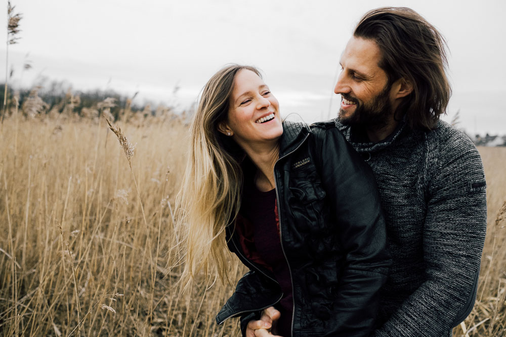 Paar-Portrait, Herford, Engagement, Liebesgeschichte, Love, Session, Portraitshooting, Karti, Fotografie, Film, Bad Oeynhausen, Karti Fotografie, Lovestory, Liebesgeschichte, Homestory, Verlobungsportrait, Verlobungs-Portrait, Bielefeld