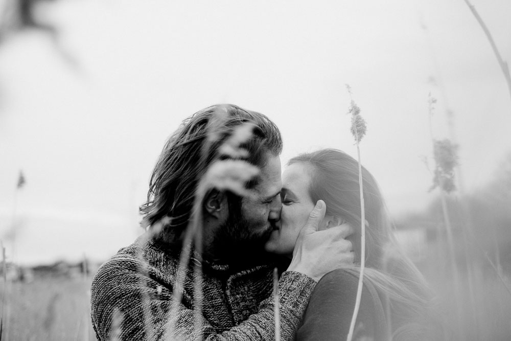 Paar-Portrait, Herford, Engagement, Liebesgeschichte, Love, Session, Portraitshooting, Karti, Fotografie, Film, Bad Oeynhausen, Karti Fotografie, Lovestory, Liebesgeschichte, Homestory, Verlobungsportrait, Verlobungs-Portrait, Bielefeld