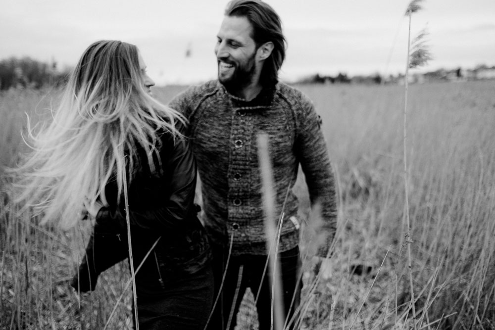 Paar-Portrait, Herford, Engagement, Liebesgeschichte, Love, Session, Portraitshooting, Karti, Fotografie, Film, Bad Oeynhausen, Karti Fotografie, Lovestory, Liebesgeschichte, Homestory, Verlobungsportrait, Verlobungs-Portrait, Bielefeld